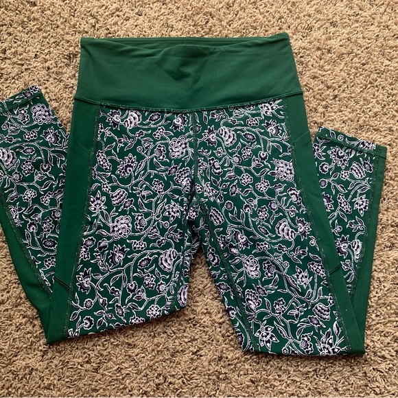 Athleta Legings Green With Flowers Side Pockets Women’s Size M - Picture 2 of 11